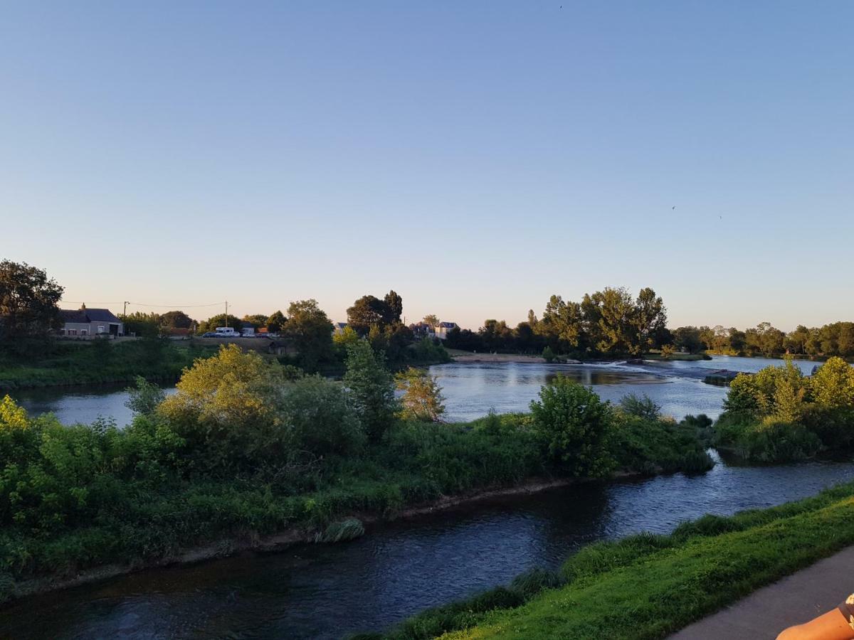 " Le Cher Passant " Savonnières Exteriör bild
